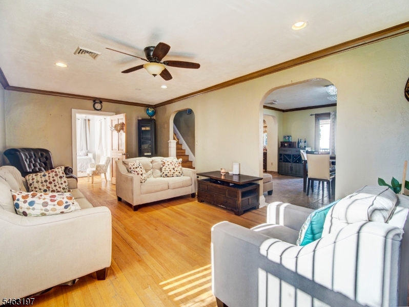 156 Hillside Road Elizabeth NJ 07208