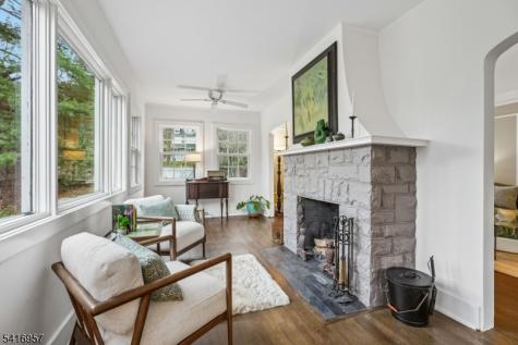 391 Up Mountain Avenue Montclair NJ 07043