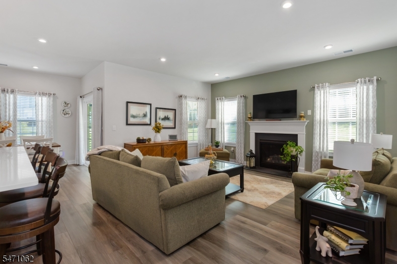 27 Harris Hawk Road Washington NJ 07882