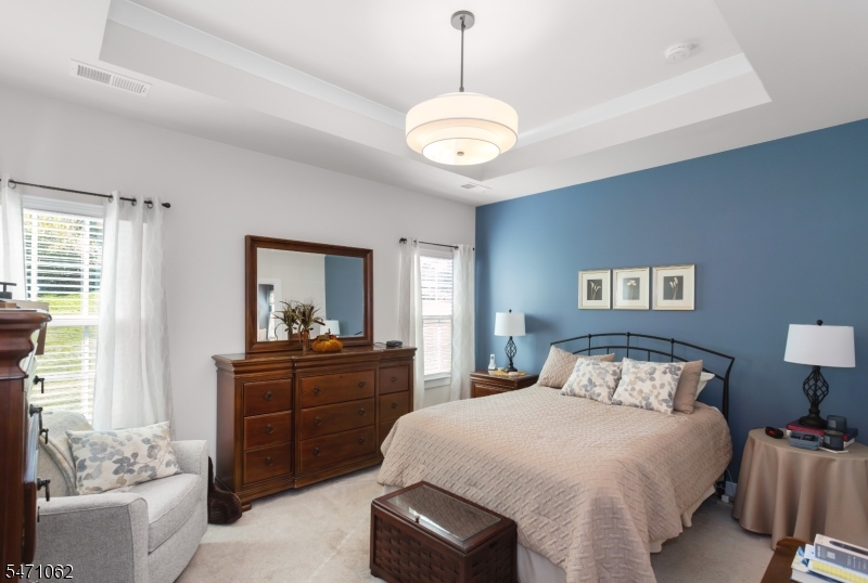 27 Harris Hawk Road Washington NJ 07882