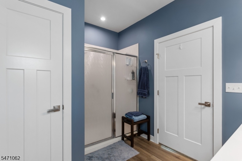 27 Harris Hawk Road Washington NJ 07882