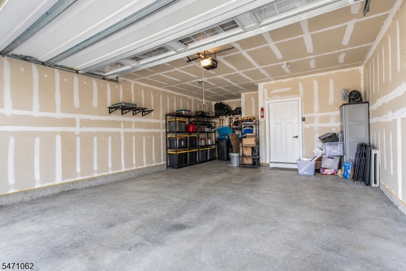 27 Harris Hawk Road Washington NJ 07882