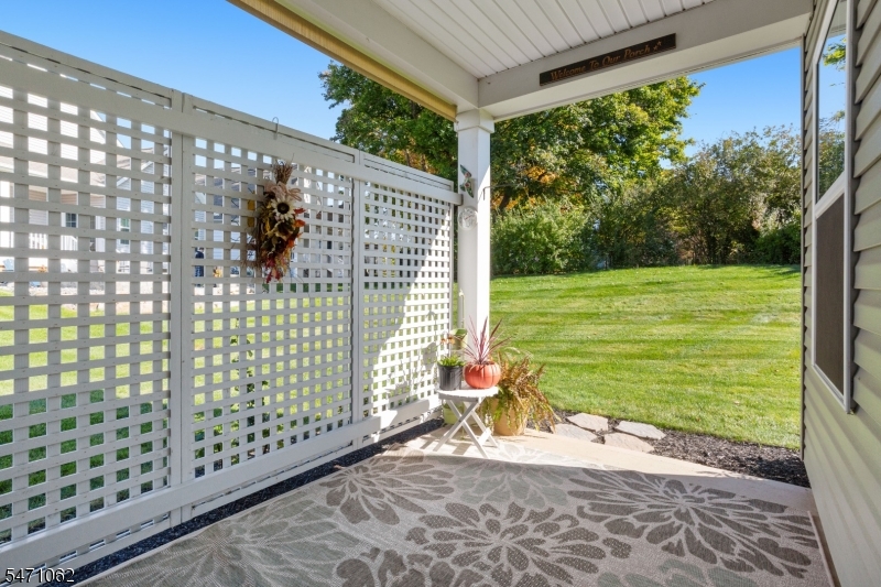 27 Harris Hawk Road Washington NJ 07882