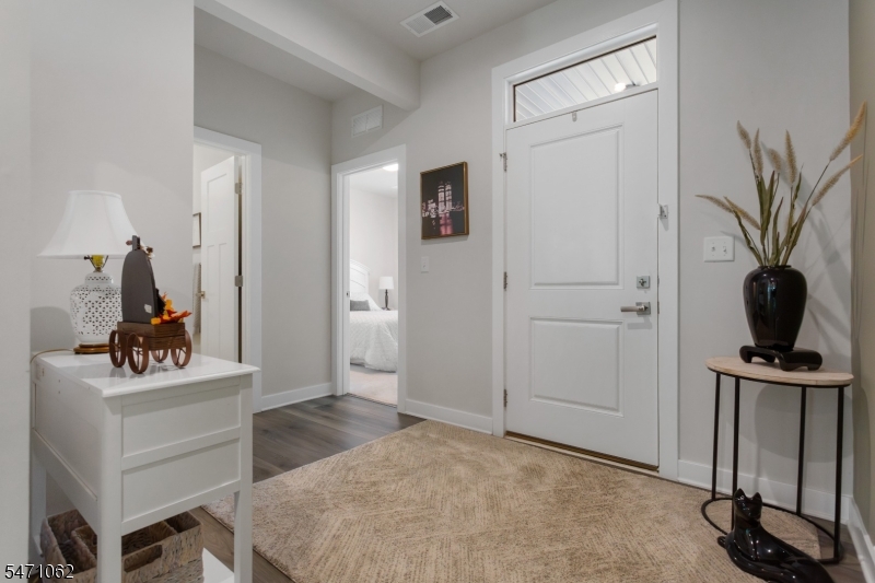 27 Harris Hawk Road Washington NJ 07882