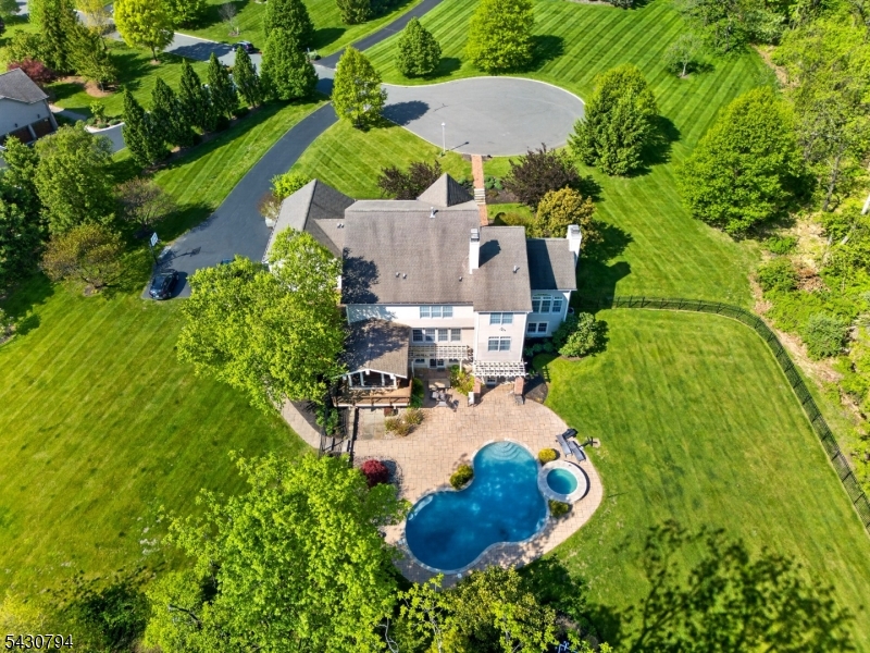 8 Morningside Court Raritan NJ 08822