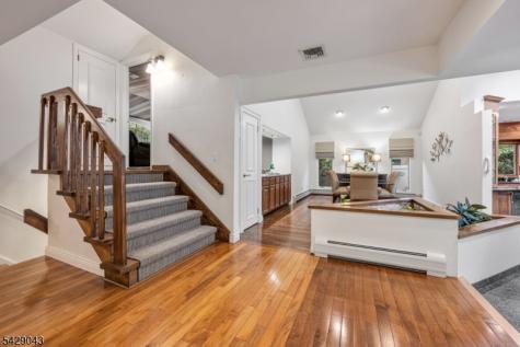 31 Sherwood Drive Hillsdale NJ 07642