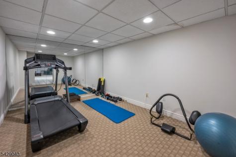 31 Sherwood Drive Hillsdale NJ 07642