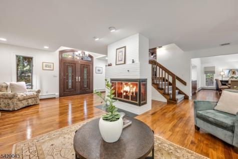 31 Sherwood Drive Hillsdale NJ 07642