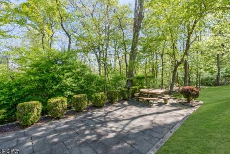 8 Waldron Drive Bridgewater NJ 08836