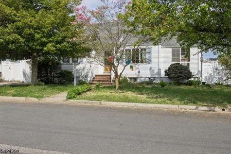 190 Parker Street Sayreville NJ 08879