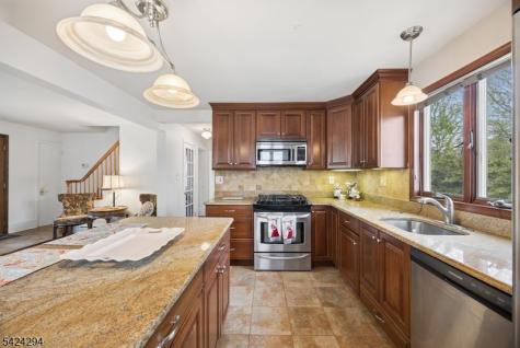 190 Parker Street Sayreville NJ 08879