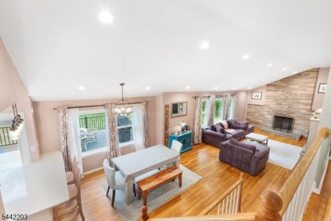 41 Holly Glen Lane Berkeley Heights NJ 07922