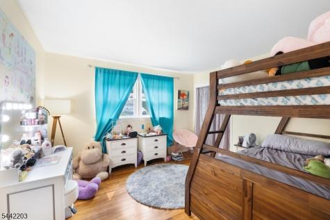41 Holly Glen Lane Berkeley Heights NJ 07922