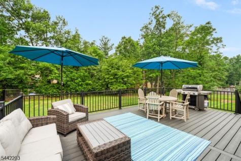 41 Holly Glen Lane Berkeley Heights NJ 07922