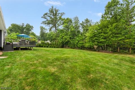 41 Holly Glen Lane Berkeley Heights NJ 07922