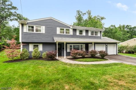 41 Holly Glen Lane Berkeley Heights NJ 07922