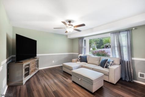 41 Holly Glen Lane Berkeley Heights NJ 07922