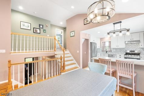 41 Holly Glen Lane Berkeley Heights NJ 07922