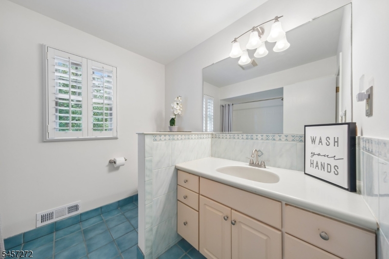 1262 Mount Airy Road Bernards NJ 07920
