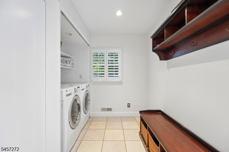1262 Mount Airy Road Bernards NJ 07920