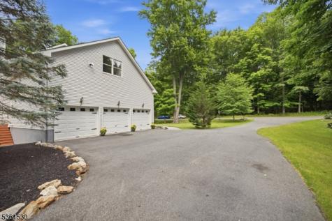 80 Skytop Road Andover NJ 07860