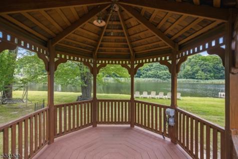 80 Skytop Road Andover NJ 07860