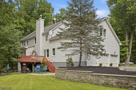 80 Skytop Road Andover NJ 07860