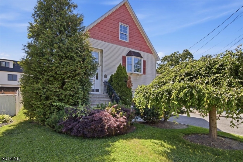 7 Strickland Avenue Little Falls NJ 07424