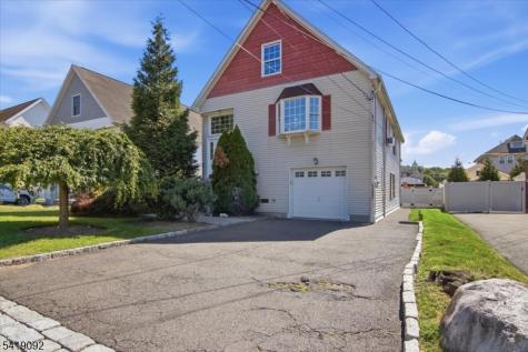 7 Strickland Avenue Little Falls NJ 07424