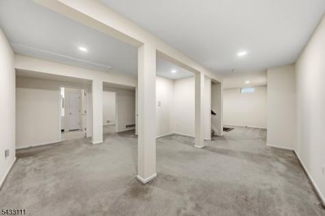 10 Julie Court Franklin NJ 08873