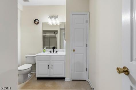 10 Julie Court Franklin NJ 08873
