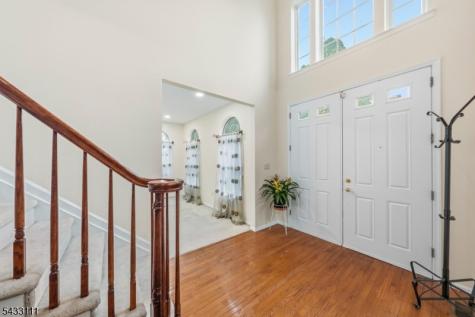 10 Julie Court Franklin NJ 08873
