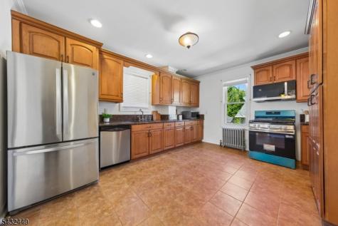 26 Lafayette Avenue East Orange NJ 07017