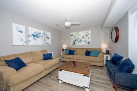 802 Riverbend Drive Clark NJ 07066