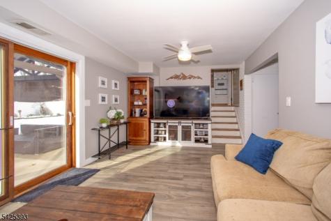 802 Riverbend Drive Clark NJ 07066