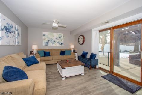 802 Riverbend Drive Clark NJ 07066