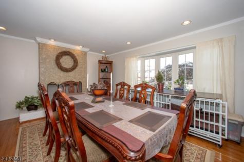 802 Riverbend Drive Clark NJ 07066