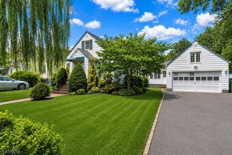 717 Galvin Avenue Roselle NJ 07203