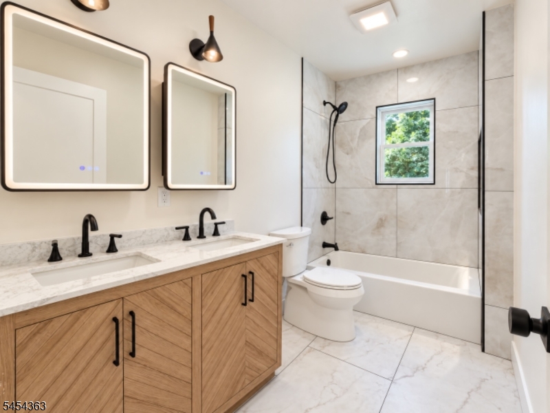 27 Taylortown Road Montville NJ 07045