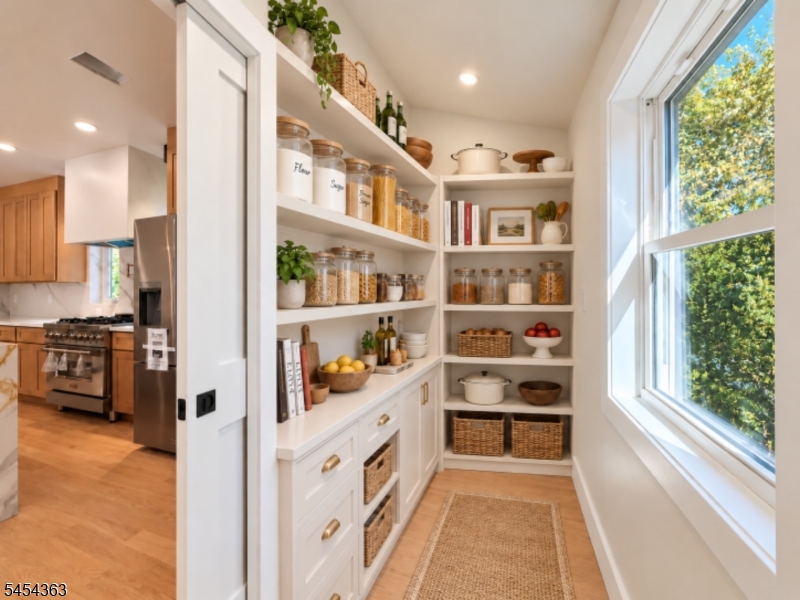 27 Taylortown Road Montville NJ 07045