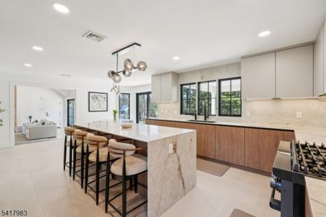 388 Freemans Lane Franklin Lakes NJ 07417