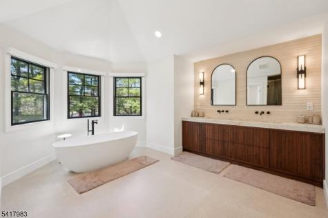 388 Freemans Lane Franklin Lakes NJ 07417