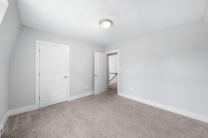 66 Leigh Street Clinton NJ 08809