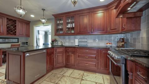 23 Erli Street Wayne NJ 07470
