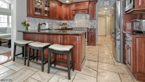 23 Erli Street Wayne NJ 07470