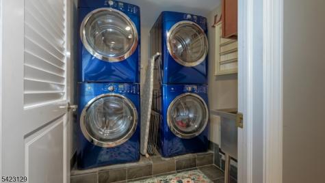 23 Erli Street Wayne NJ 07470