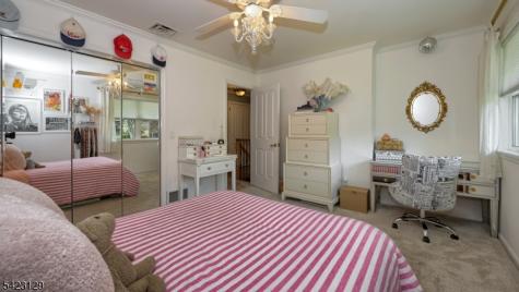 23 Erli Street Wayne NJ 07470