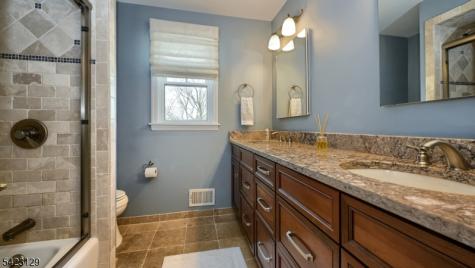 23 Erli Street Wayne NJ 07470