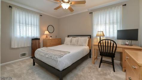 23 Erli Street Wayne NJ 07470