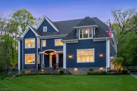 138 Oakwood Road Watchung NJ 07069
